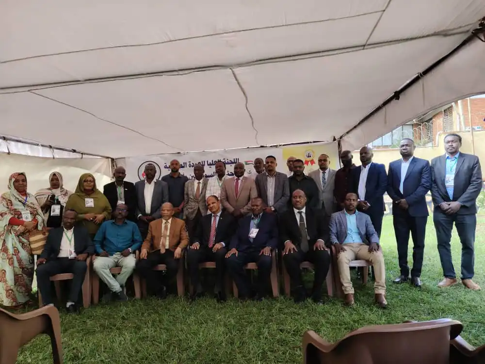 سفير السودان لدى أوغندا: انطلاق الجسر الجوي لعودة اللاجئين بدعم سيادي واستهداف 10 آلاف مستفيد في المرحلة الأولى