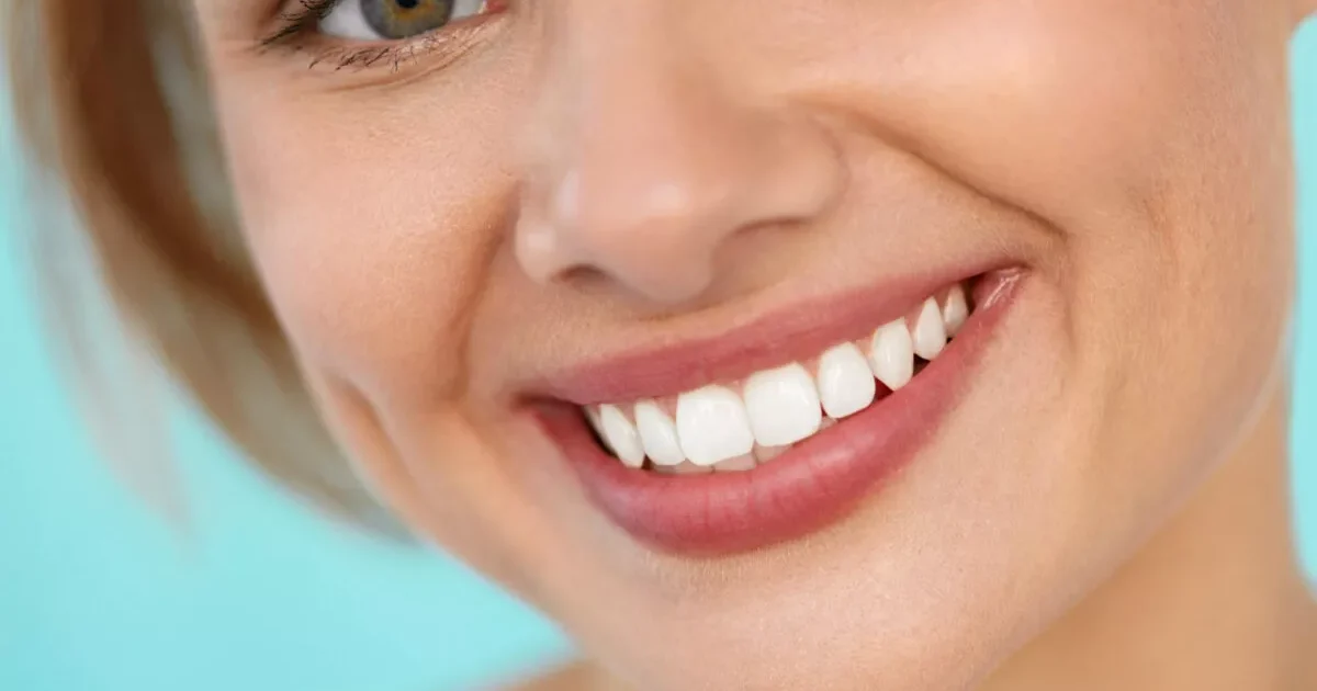 تحذير من "الوجنة الصناعية" بعد انتشار عمليات الغمازة بالجراحة