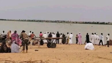 مأساة في الرهد أبودكنة.. غرق قارب يودي بحياة 16 شخصاً بينهم نساء وأطفال