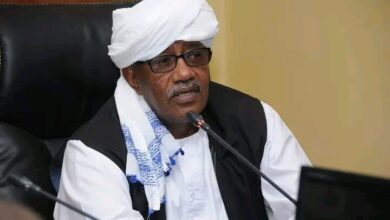 والي البحر الأحمر الفريق مصطفى محمد نور
